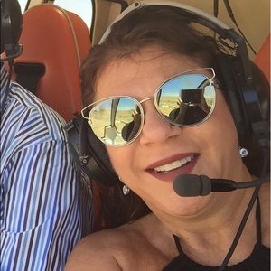 Meet your Posher, Angela